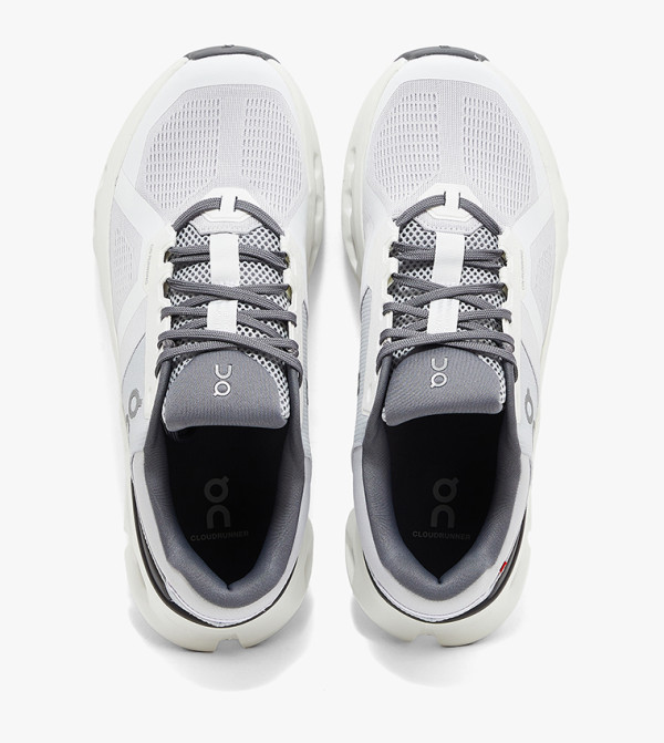 ON On - Off White Running Shoes
