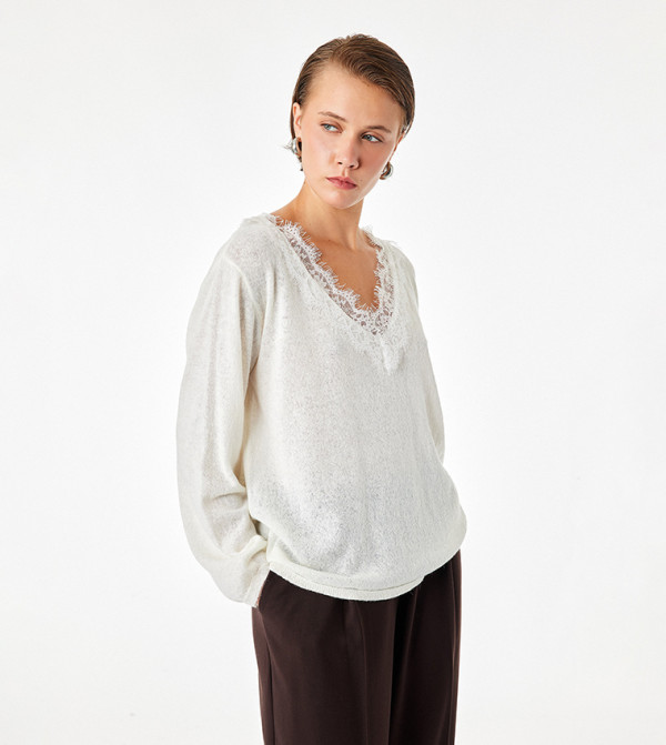 كوتون  سترات - كريمي  V-neck Sweaters