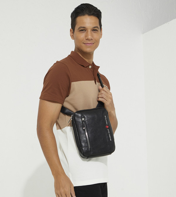 Beverly Hills Polo Club  Messenger Bags - Black Messenger Bags