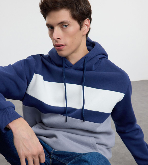 Trendyol Trendyol  - NAVY BLUE Hoodies