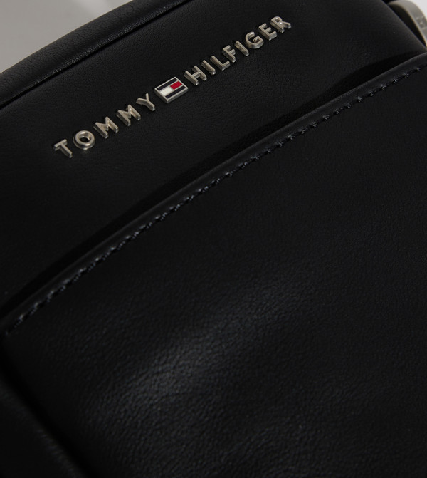 Tommy Hilfiger  Cross Body & Sling Bags - Black Cross Body & Sling Bags