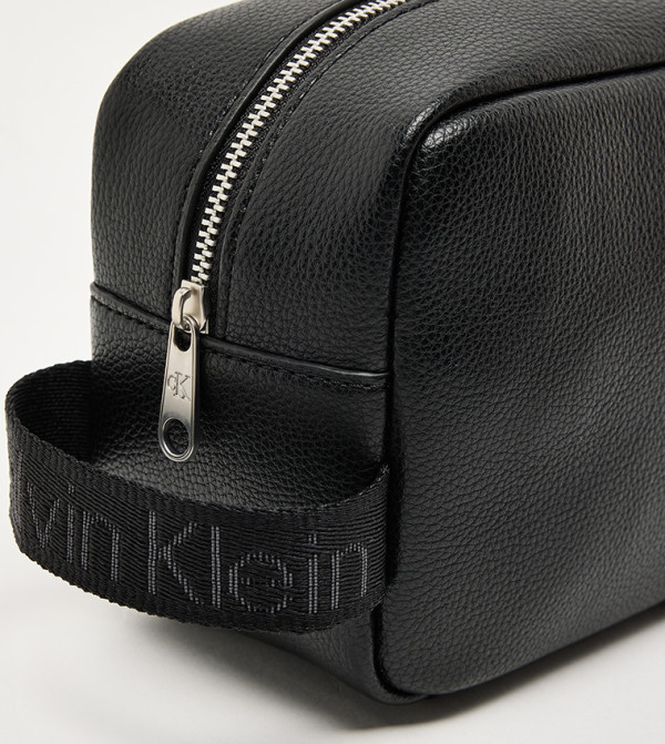 Calvin Klein Calvin Klein - Black Toiletry bags