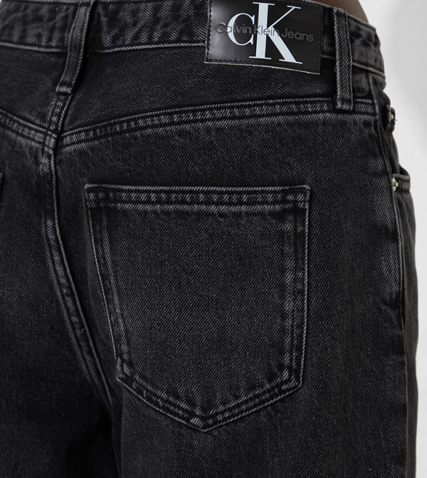 Calvin Klein 90s-revival - Black Straight Jeans