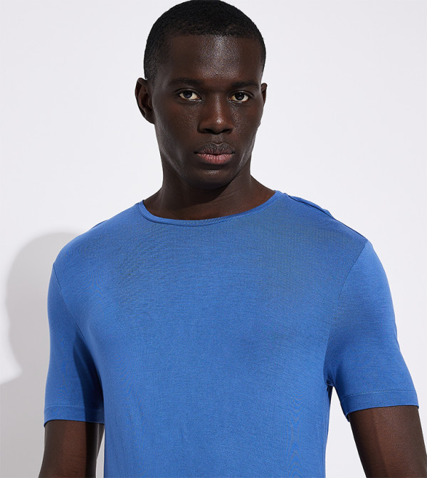 كالفين كلاين  ملابس - أزرق تيشيرتات كاجوال