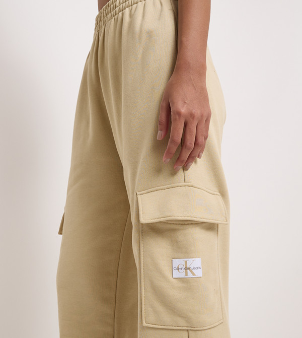 كالفين كلاين كالفين كلاين - كاكي بنطال كاجوال