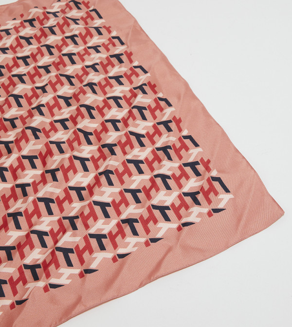 تومي هيلفيغر  أوشحة - وردي Silk Scarves