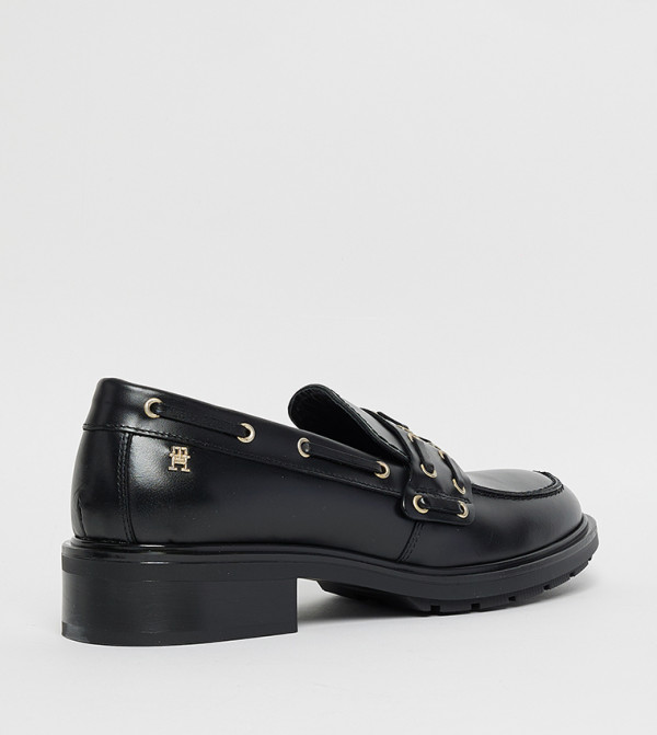 Tommy Hilfiger  Loafers & Mocassins - Black undefined