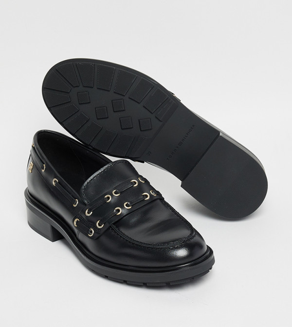 Tommy Hilfiger  Loafers & Mocassins - Black undefined