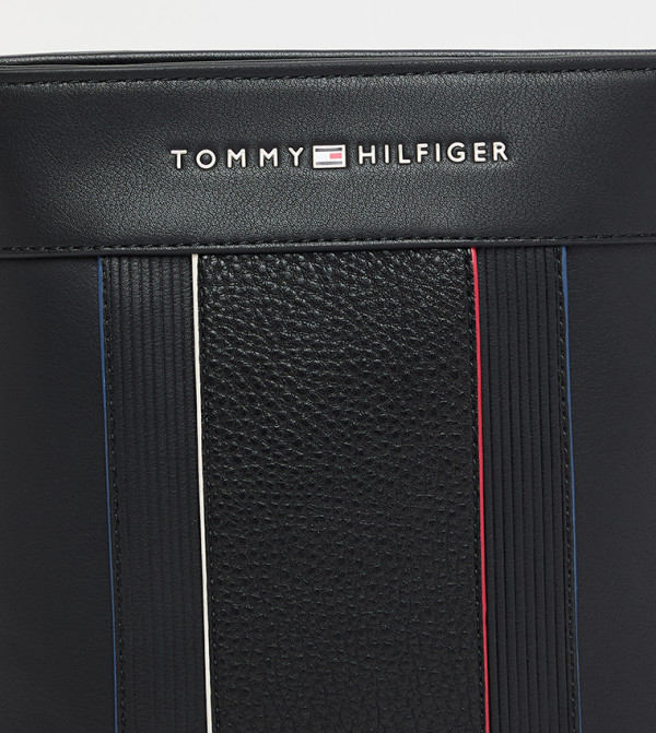 تومي هيلفيغر تومي هيلفيغر - أسود Cross Body & Sling Bags