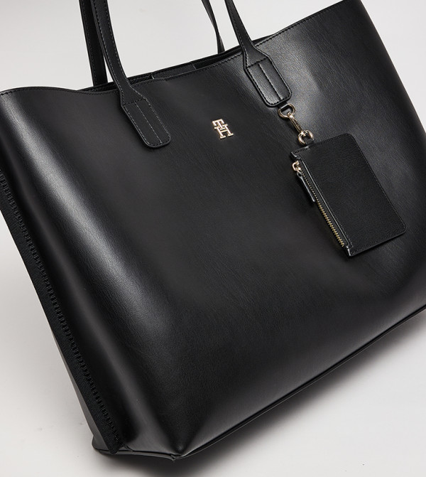 Tommy Hilfiger Tommy Hilfiger - Black Tote Bags