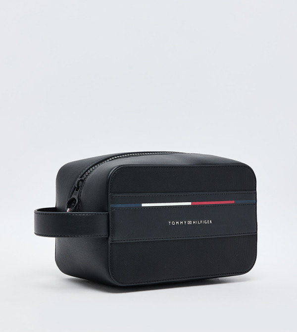 تومي هيلفيغر تومي هيلفيغر - أسود حقائب مستلزمات شخصية
