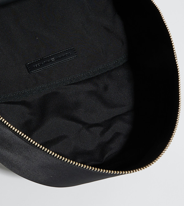 Tommy Hilfiger  Backpacks - Black undefined