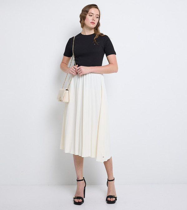 تومي هيلفيغر  ملابس - أسود Short Sleeve T-Shirts