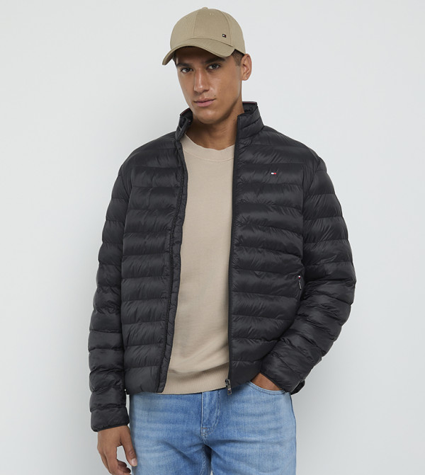 تومي هيلفيغر  جاكيتات و معاطف - أسود Puffer Jackets