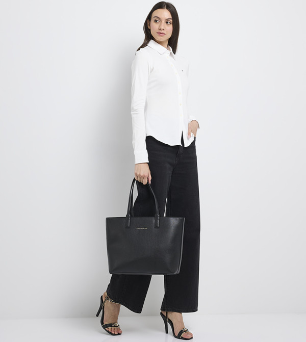 Tommy Hilfiger  Tote Bags - Black Tote Bags