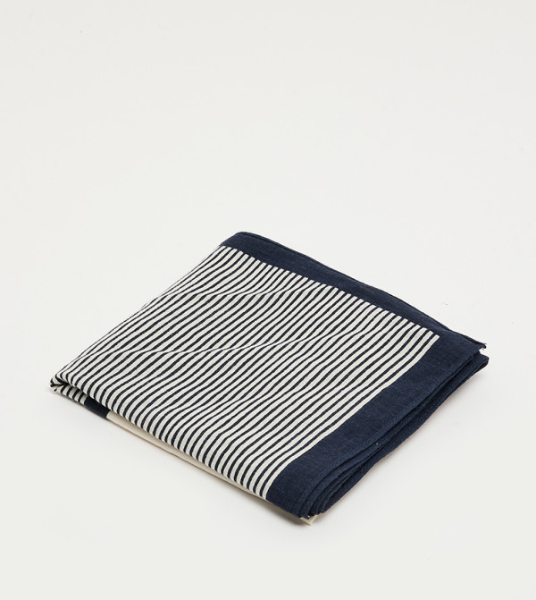Tommy Hilfiger  Scarves - Navy Knitted Scarves