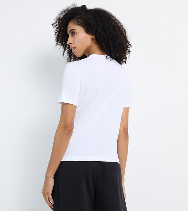 Calvin Klein Jeans Casual T-Shirts - White Short Sleeve T-Shirts