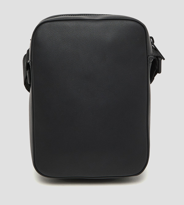 Tommy Hilfiger  Cross Body & Sling Bags - Black Cross Body & Sling Bags