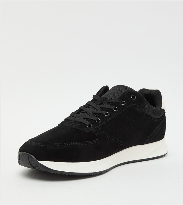 تومي هيلفيغر أحذية سنيكرز - أسود أحذية برقبة منخفضة