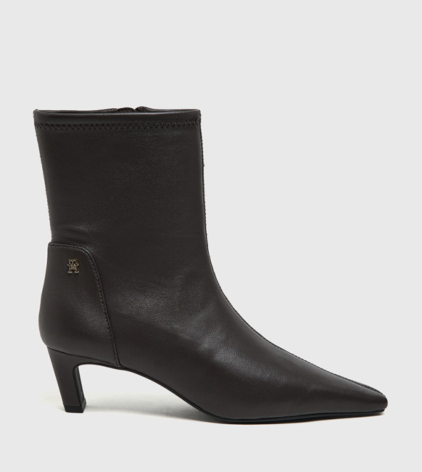 تومي هيلفيغر  بوت لمنتصف الساق - بني  Mid Calf Boots