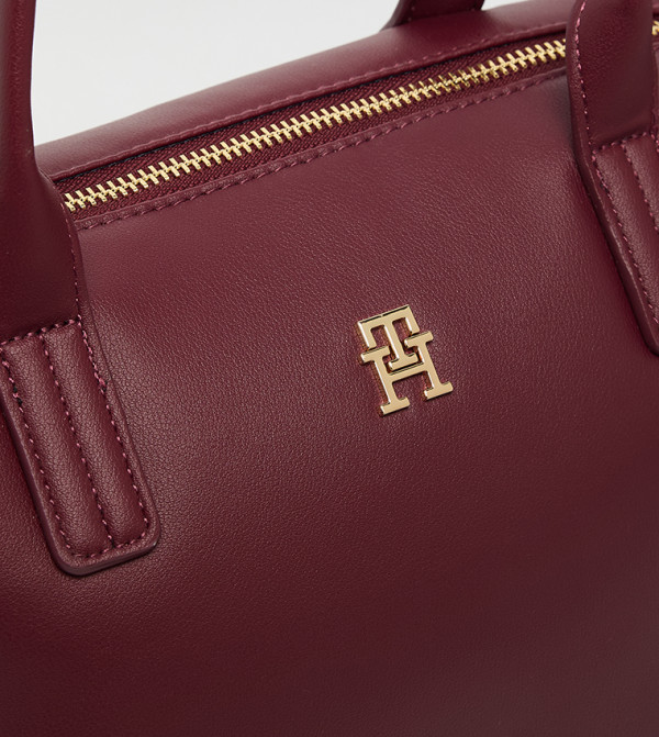 تومي هيلفيغر  حقائب توت - بني محمر  حقائب يد كبيرة