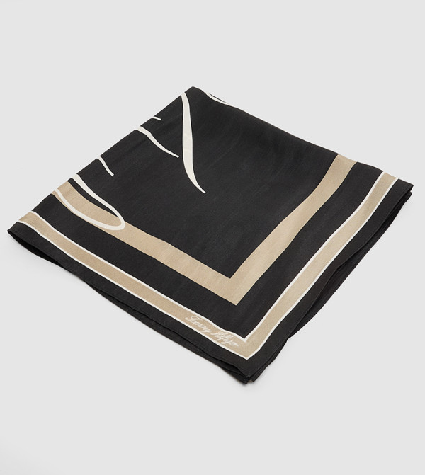 Tommy Hilfiger  Scarves - Black Woven Scarves