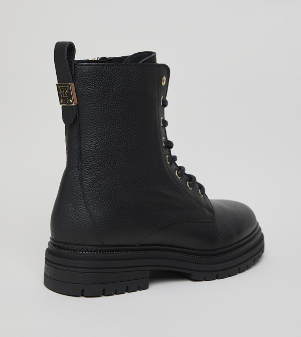 تومي هيلفيغر بوت لمنتصف الساق - أسود Mid Calf Boots