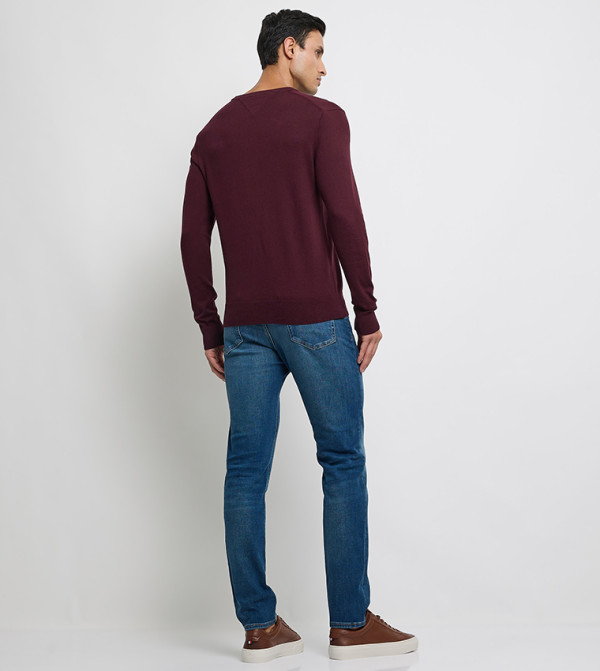 Tommy Hilfiger  Sweaters & Cardigans - Burgundy Round Neck Sweaters