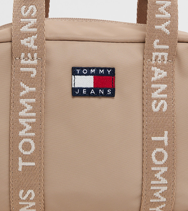Tommy Hilfiger Tommy Hilfiger - Beige Handheld Bags