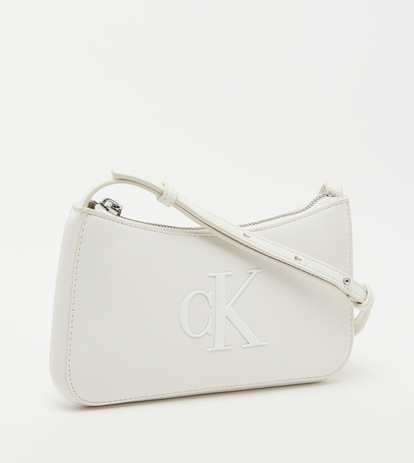 Calvin Klein Calvin Klein - White Shoulder bags