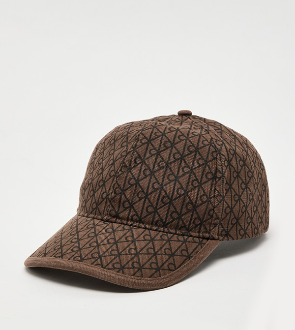 كالفين كلاين  قبعات كرة سلة  - بني  Baseball Caps