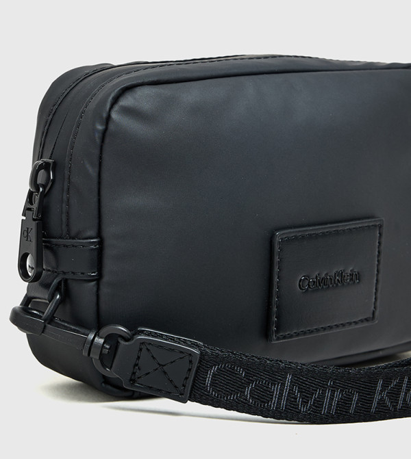 كالفين كلاين  - أسود محافظ