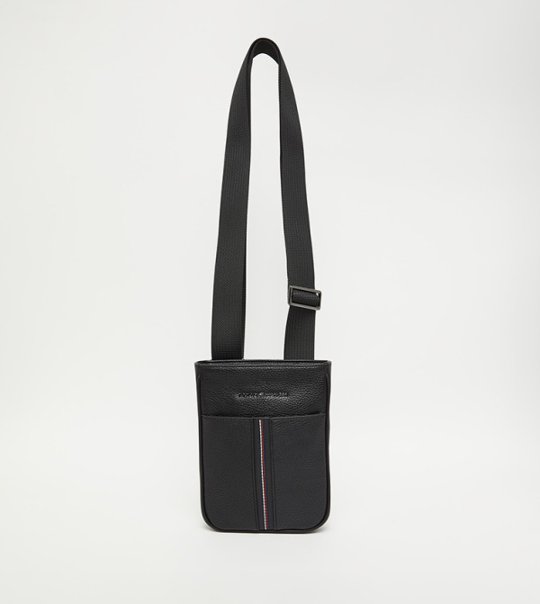 Tommy Hilfiger  Cross Body & Sling Bags - BLACK undefined