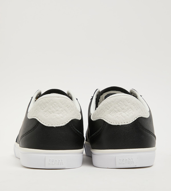 Tommy Hilfiger  Shoes - BLACK Low Top