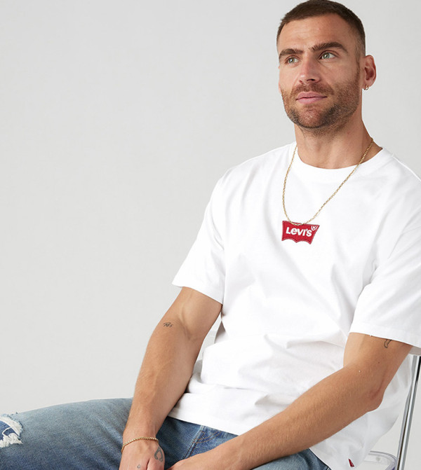 ليفايز ملابس - أبيض Round Neck T-Shirts