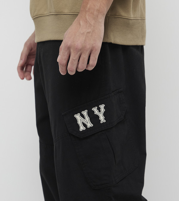 MLB - Black Joggers