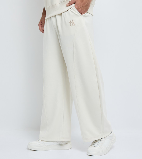 إم إل بي بناطيل رياضية - أوف وايت Sweatpants