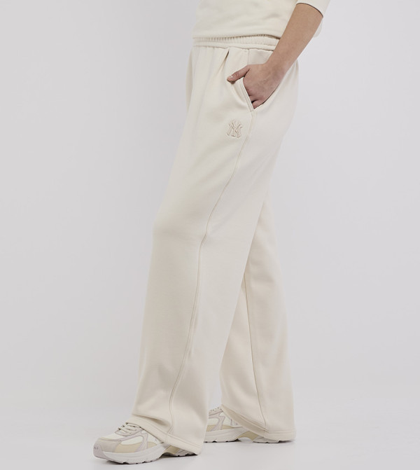 إم إل بي بناطيل رياضية - أوف وايت Sweatpants