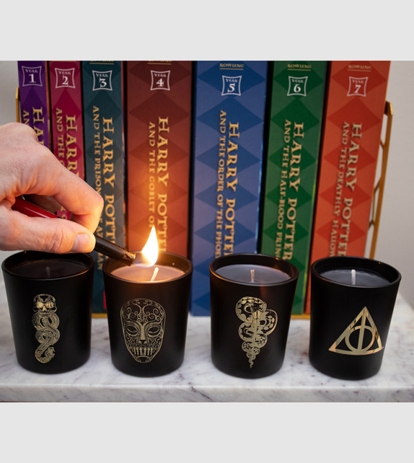 UKONIC  Candles & Home Fragrances - Black Candles