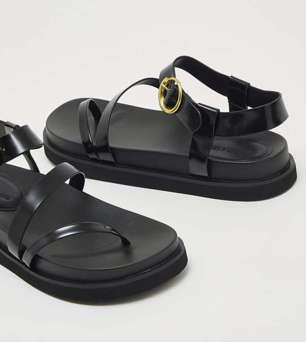 تشارلز آند كيث تشارلز آند كيث - أسود Flat Sandals