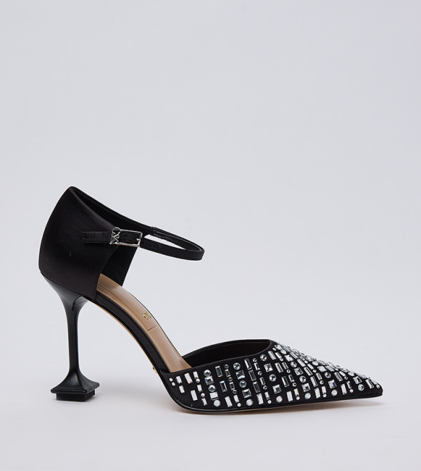 Charles & Keith Charles & Keith - Black Pumps