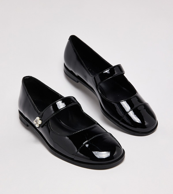 Charles & Keith  Mary Janes - Black Mary Janes