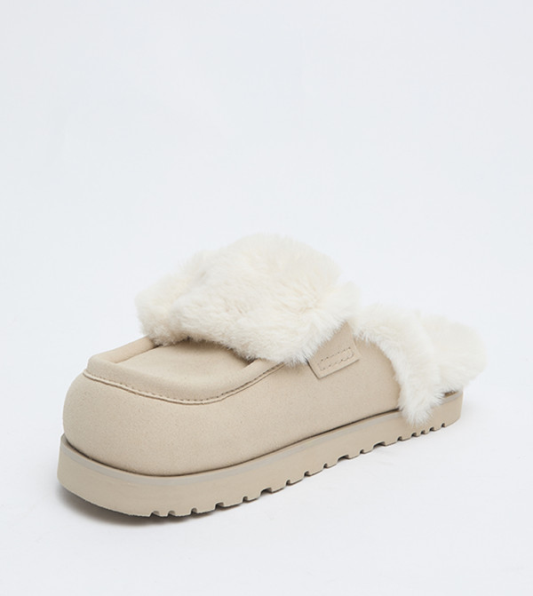 تشارلز آند كيث  Slip-Ons - بيج سهل الارتداء