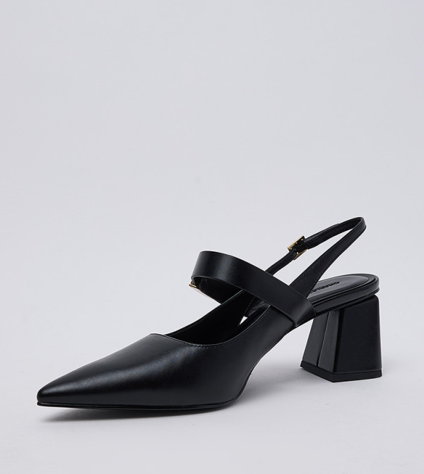 Charles & Keith Charles & Keith - Black Pumps