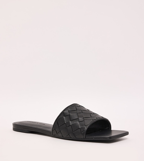 تشارلز آند كيث - أسود Flat Sandals