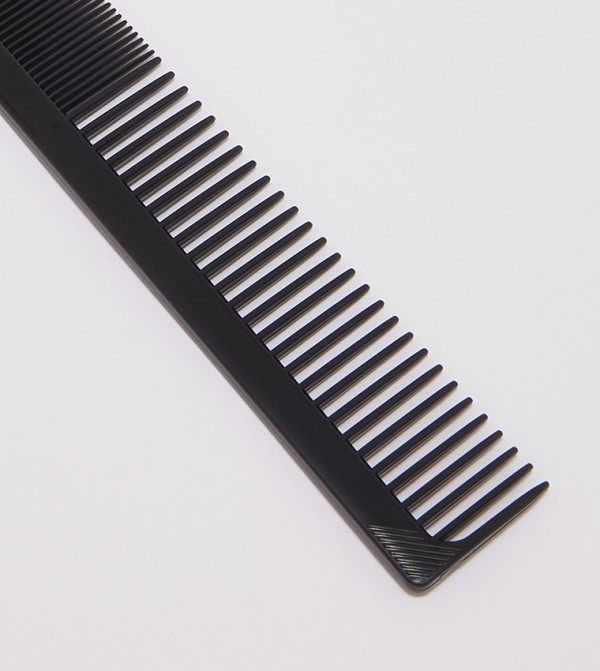 Ikonic Ikonic - Black BRUSH AND COMBS