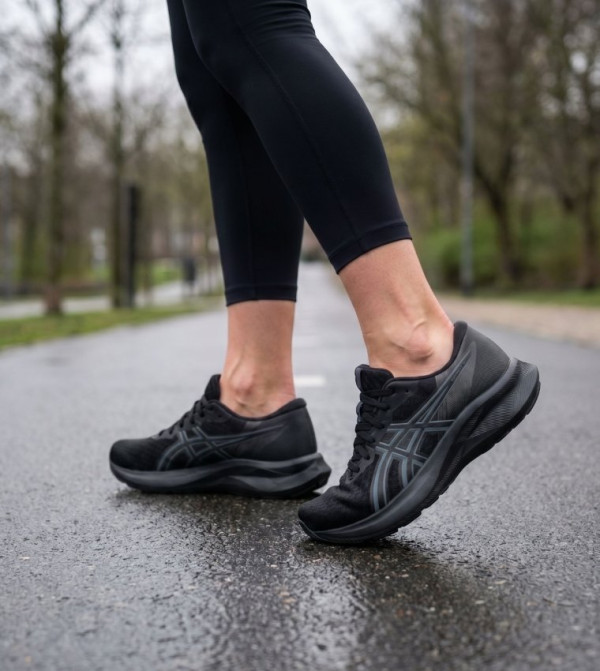Asics Asics - Black Running Shoes