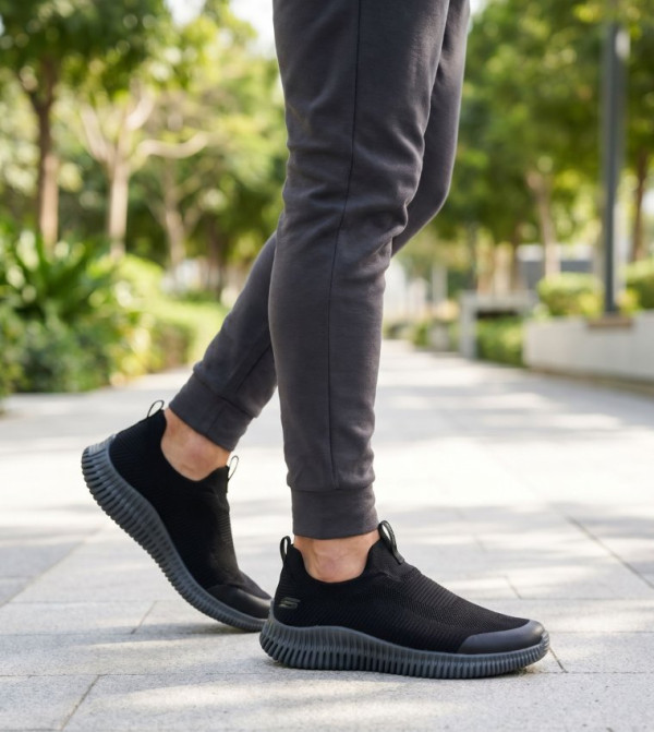 Skechers Skechers - Black Walking Shoes