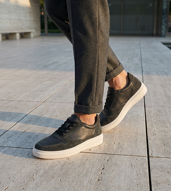 Hush Puppies Hush Puppies - BLACK Low Top