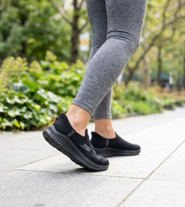 Skechers Skechers - Black Walking Shoes